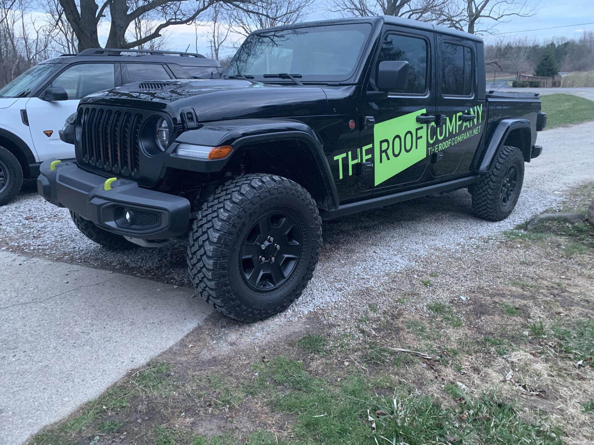Jeep Gladiator Diamondback HD Mounts - Crushing side rails! IMG_5741