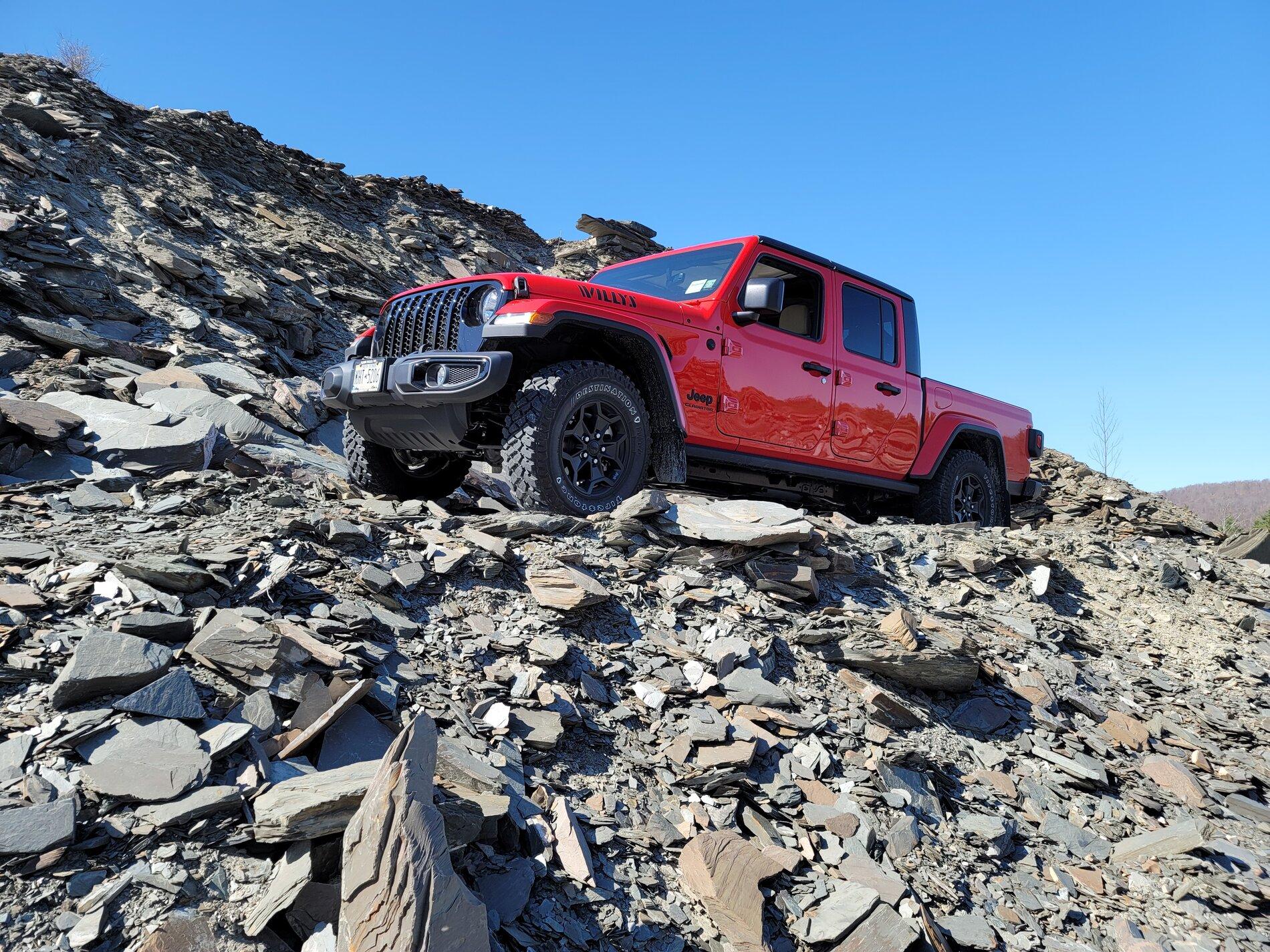 Jeep Gladiator The life of Wilbur! 20210408_103538
