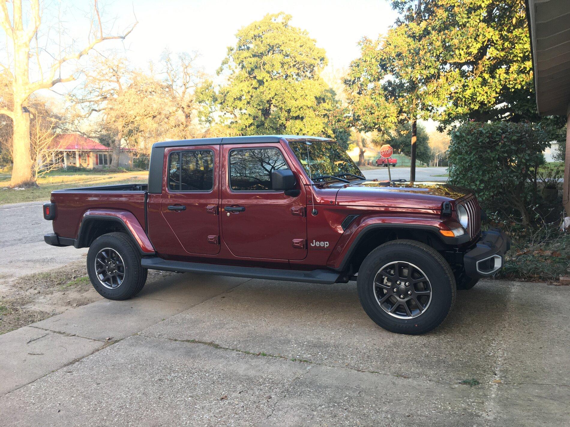 Jeep Gladiator Took Delivery of Your JT? Sign in Here! IMG_3755.JPG