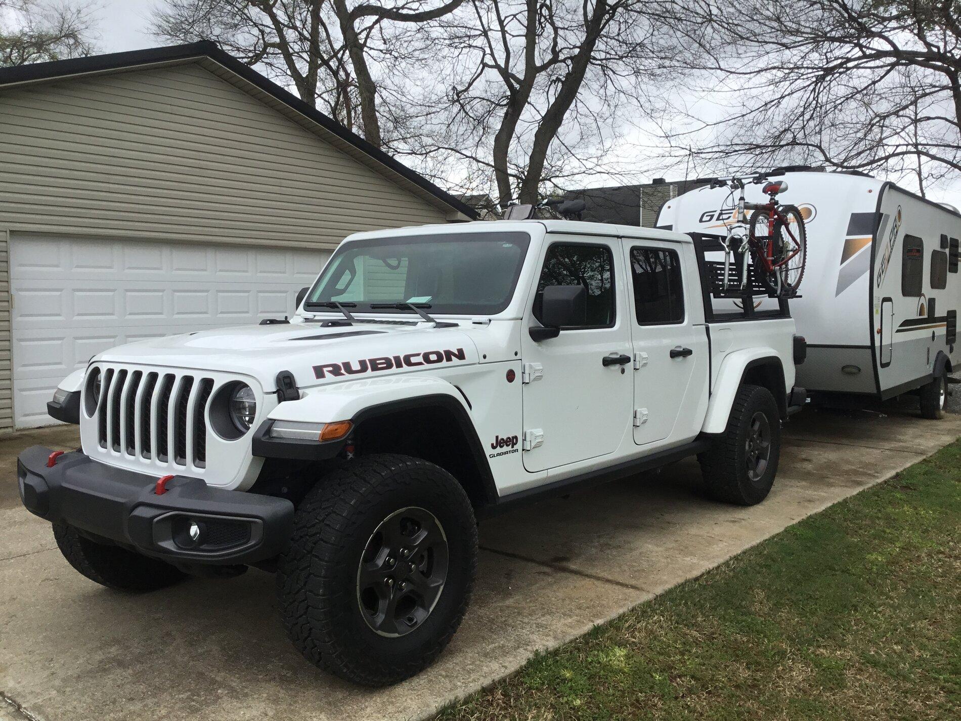 Jeep Gladiator Opinion needed for Rack to haul 2 bicycles, 2 kayaks, while pulling camper B3BED31A-749B-4ED0-9B2E-2DD1350CABD6