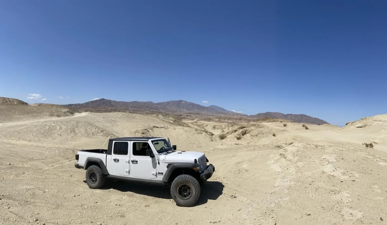Jeep Gladiator Roam Vagabond or Vagabond XL? IMG_F401E08DC4F0-1