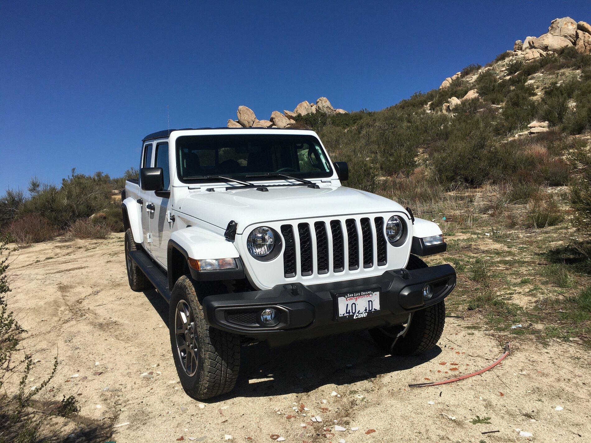 Jeep Gladiator 80TH ANNIVERSARY Edition Gladiator JT Club Original Grill no lic 2