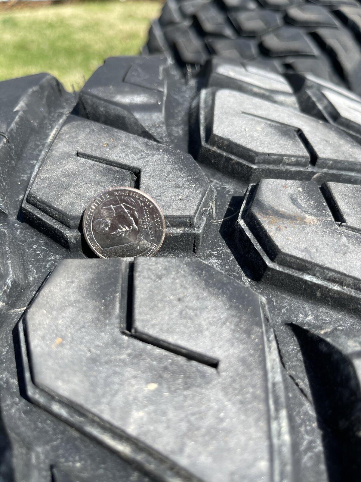 Jeep Gladiator 5x 20” Method 606s + 35” Maxxis RAZR MTs FD5801CF-B623-4983-B524-2F5CBAE62A2D