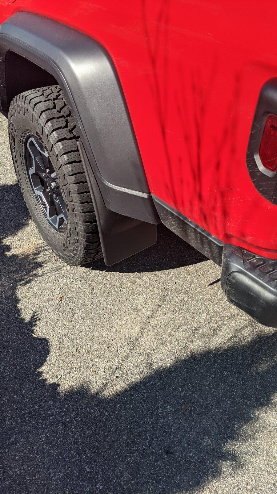 Jeep Gladiator Weathertech Mud Flaps PXL_20210313_142100917.MP