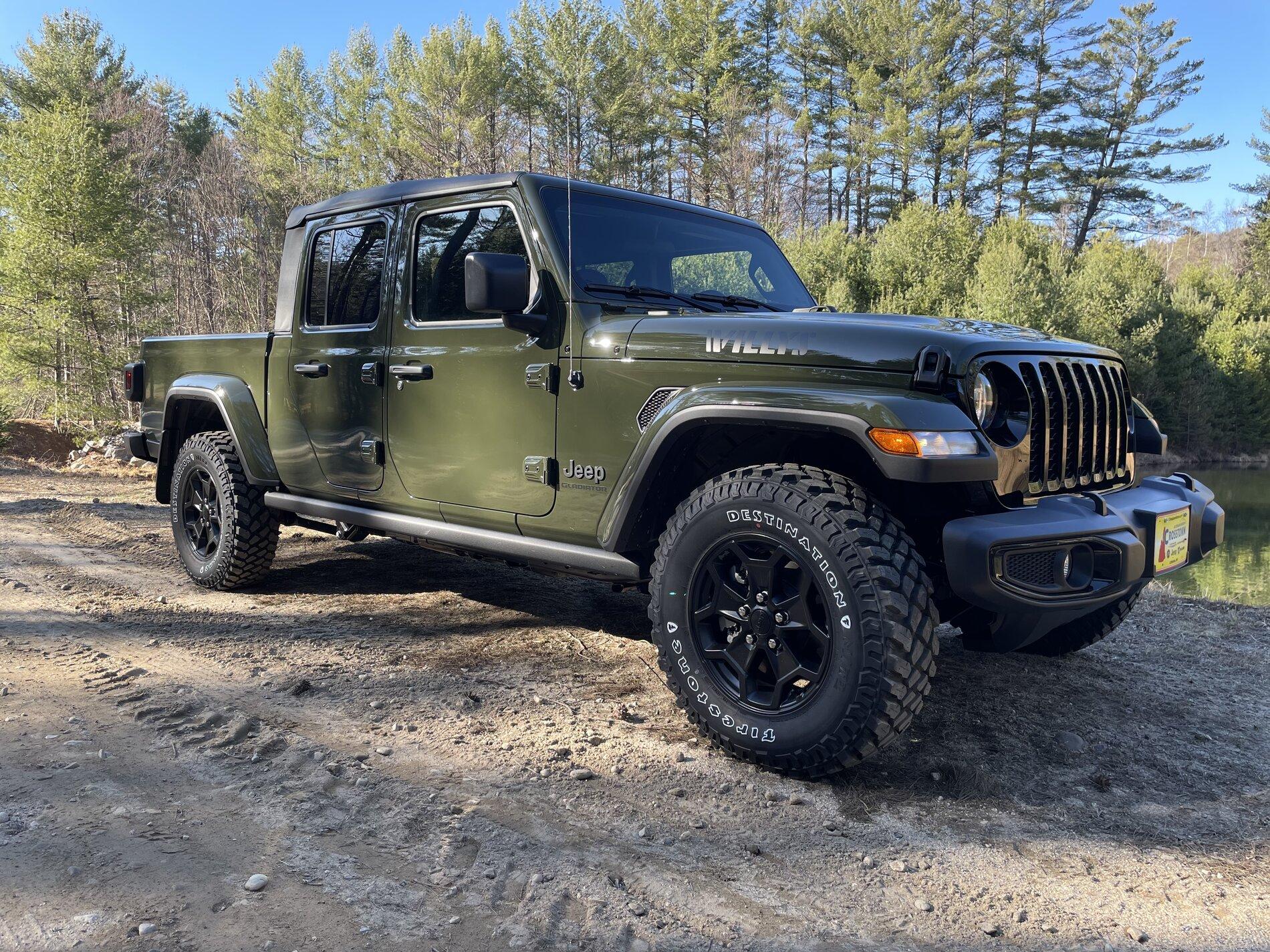 Jeep Gladiator Gladiator Window Sticker and Build Sheet Order Tracking IMG_8877