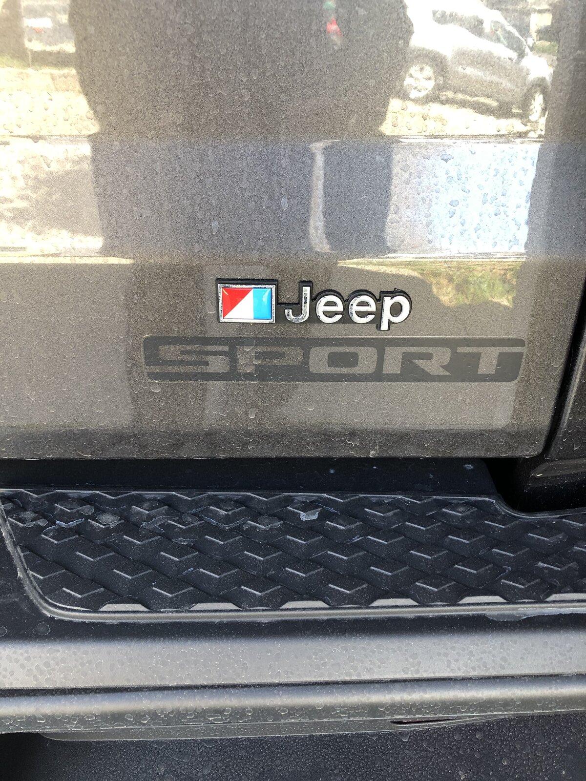 Jeep Gladiator Stickers and decal pics! CF0947B0-45D6-4051-A501-96120AD0AF55
