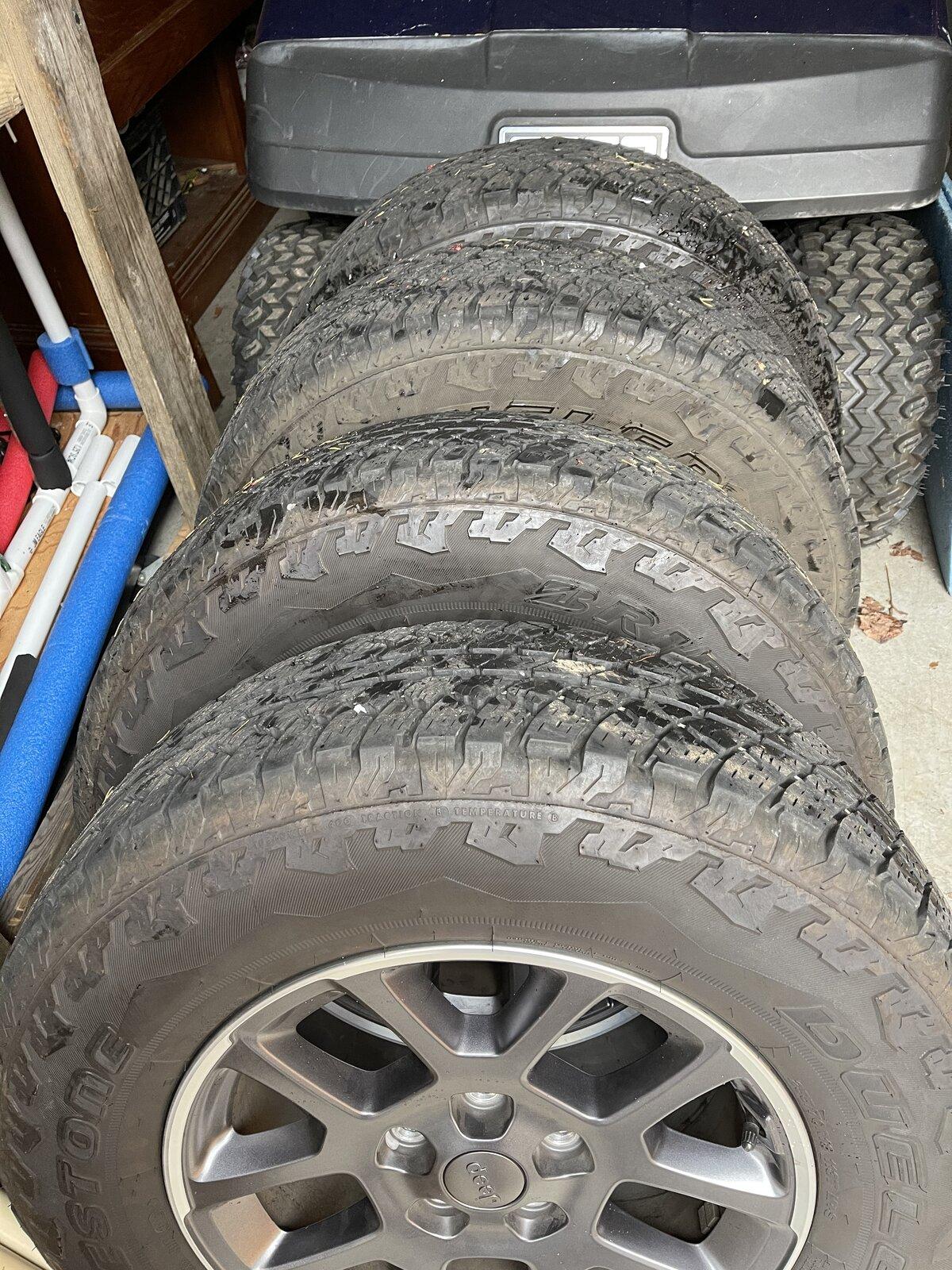 Jeep Gladiator Overland wheels/tires F9DC88BC-0019-493B-9FDE-999F1279C170