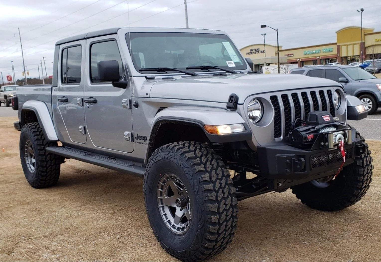 Jeep Gladiator Alabama Gladiators Front Passenger Sid