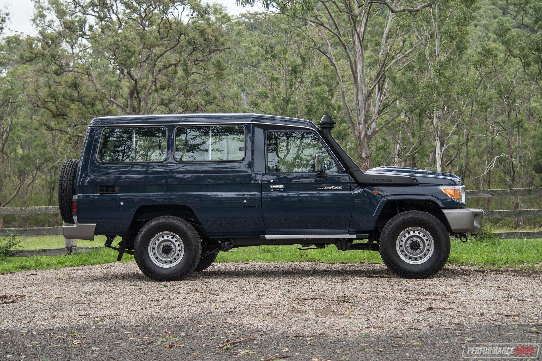 Jeep Gladiator Fully Enclosed Gladiator 78_Series_Landcruiser_Troopy