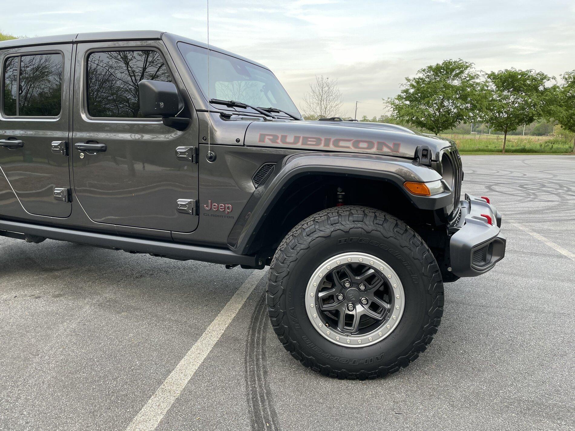 Jeep Gladiator AEV Borah Wheels on your Gladiator? 7C361F52-EA8D-4E5C-A323-026ABD2E1076