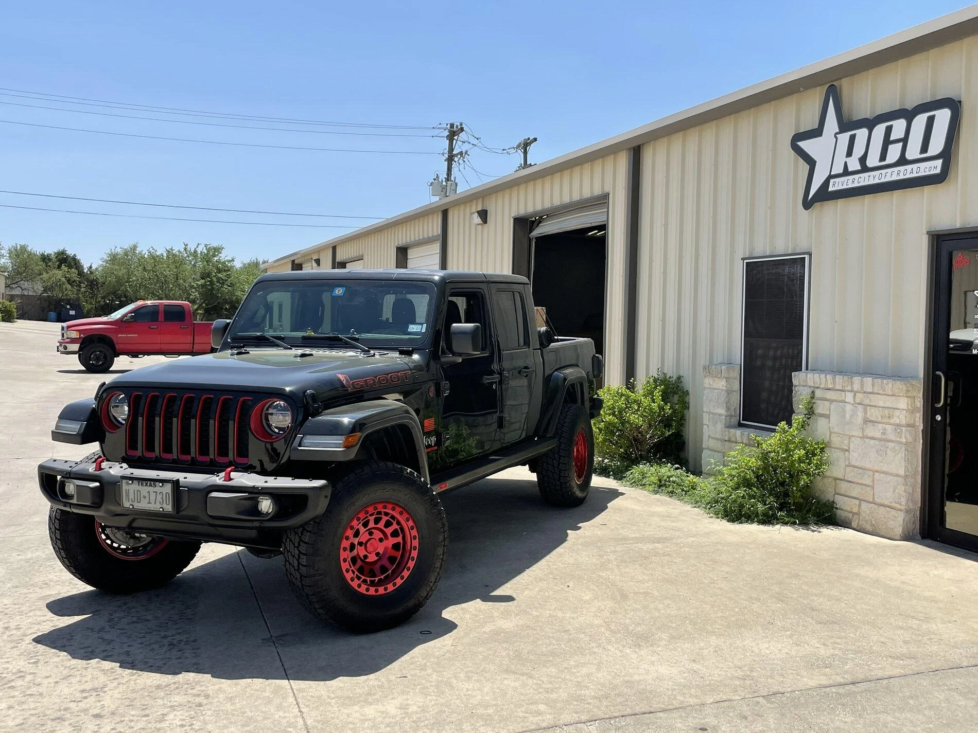 Jeep Gladiator Lets see all those Gladiators with lifts and bigger tires! RCO GROOT