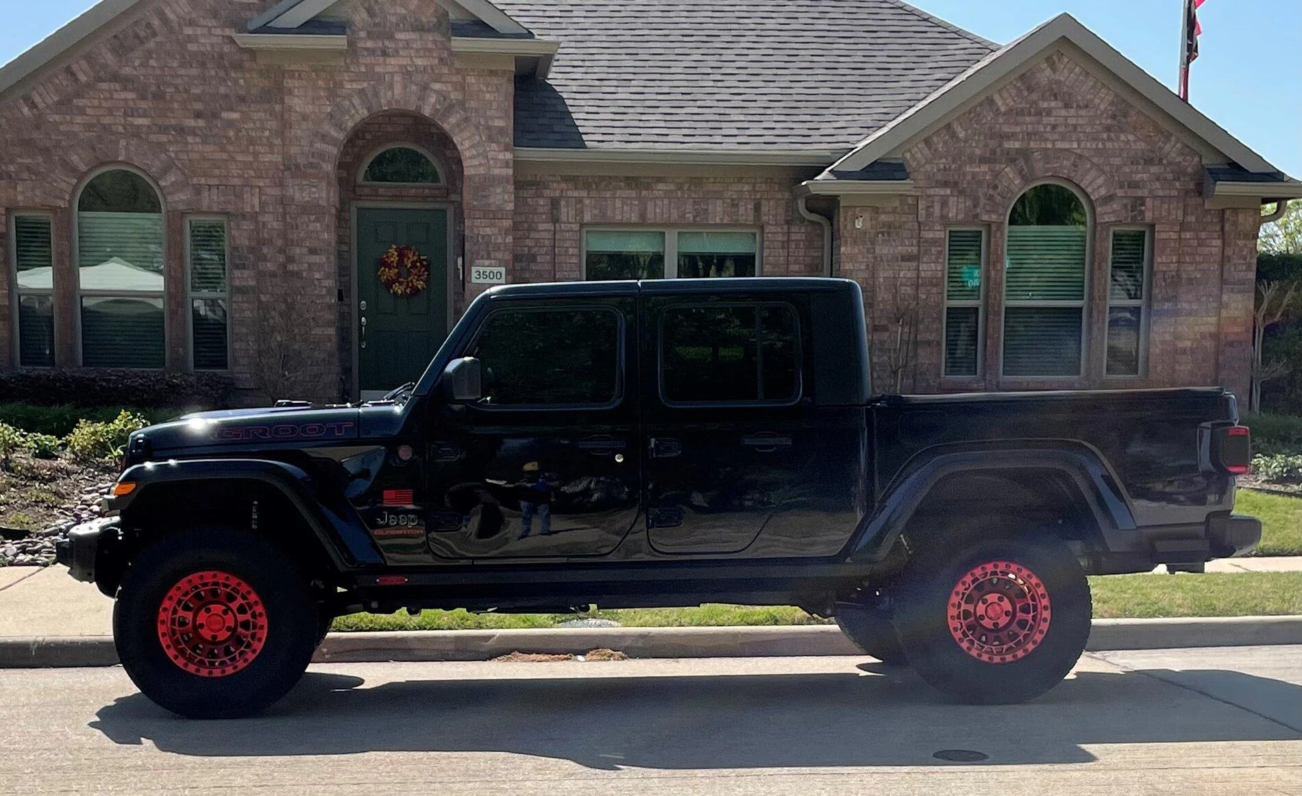 Jeep Gladiator Lets see all those Gladiators with lifts and bigger tires! Groot 1