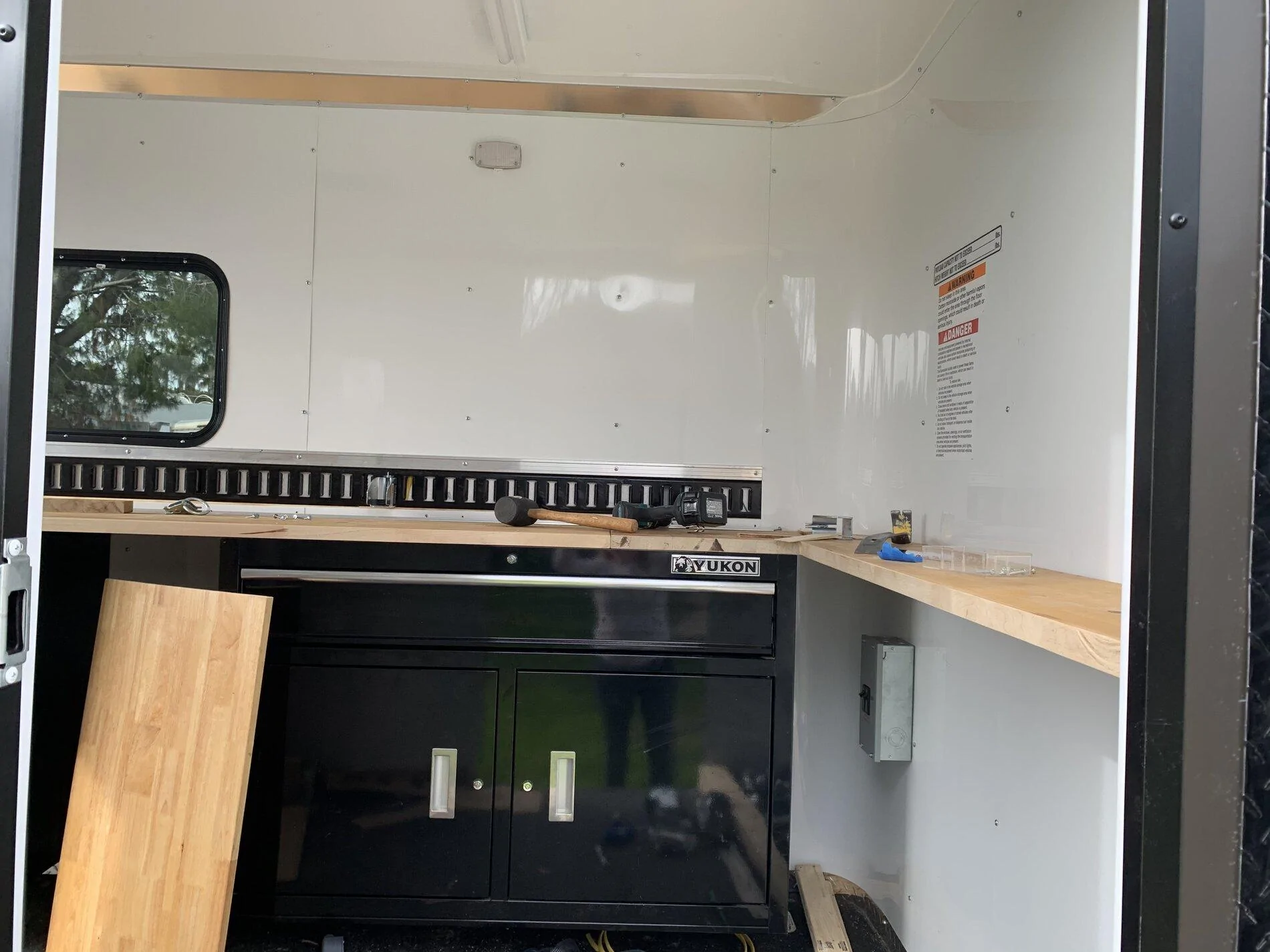 Jeep Gladiator Anyone building a cargo conversion? 6F0B9FCF-A613-4733-A4D6-740C30D419A9