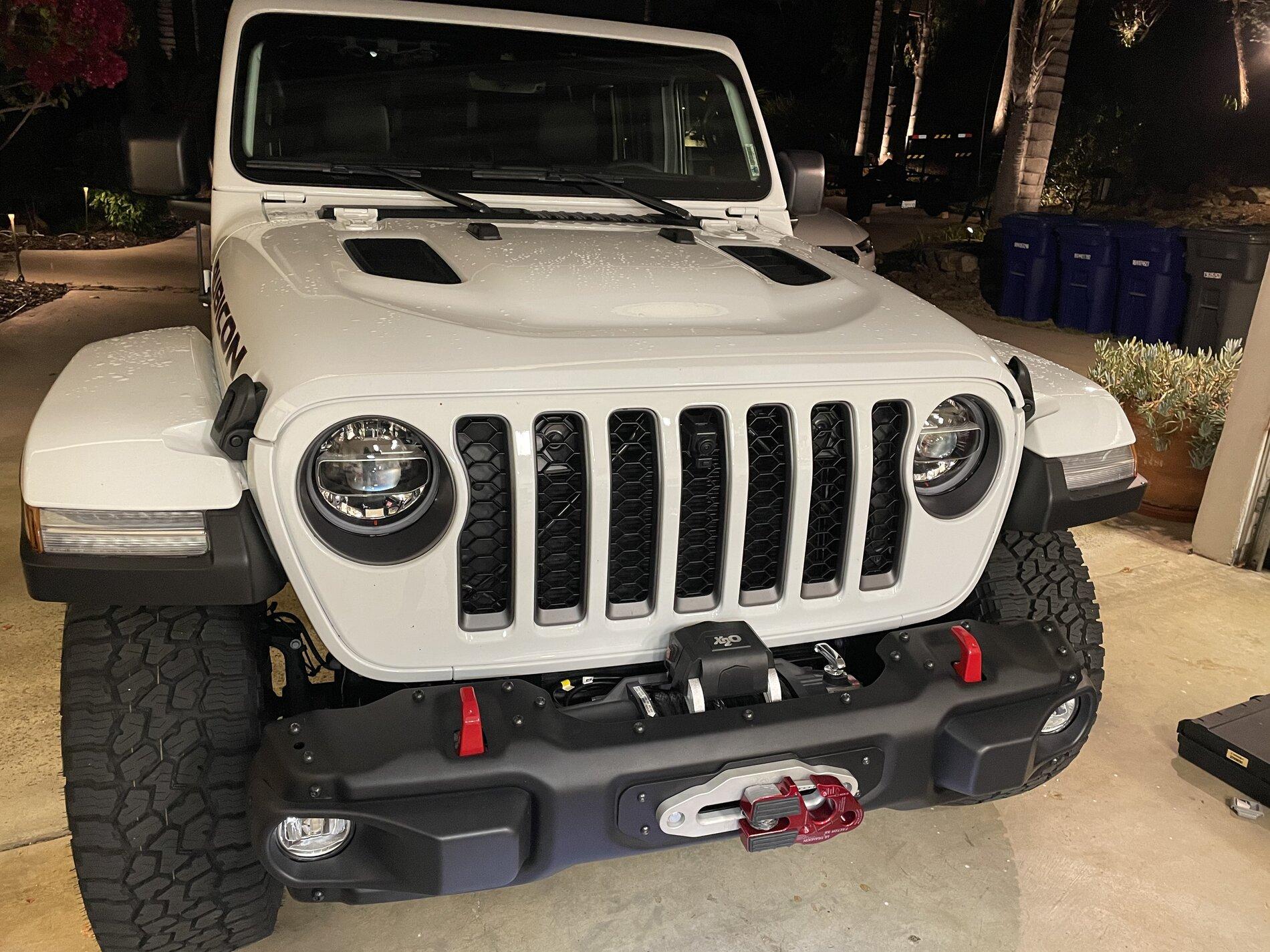 Jeep Gladiator “Stealth” hidden smittybilt H2O 12k winch install on Maximus-3 winch plate 3ECBAA1F-052E-4426-A3A7-B0F5C8185AE7