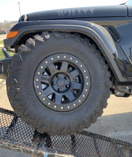 Jeep Gladiator Can I add the 35s without a lift on Willy's Edition? ADEF6D99-A244-4101-B75D-184FFD04DBB3