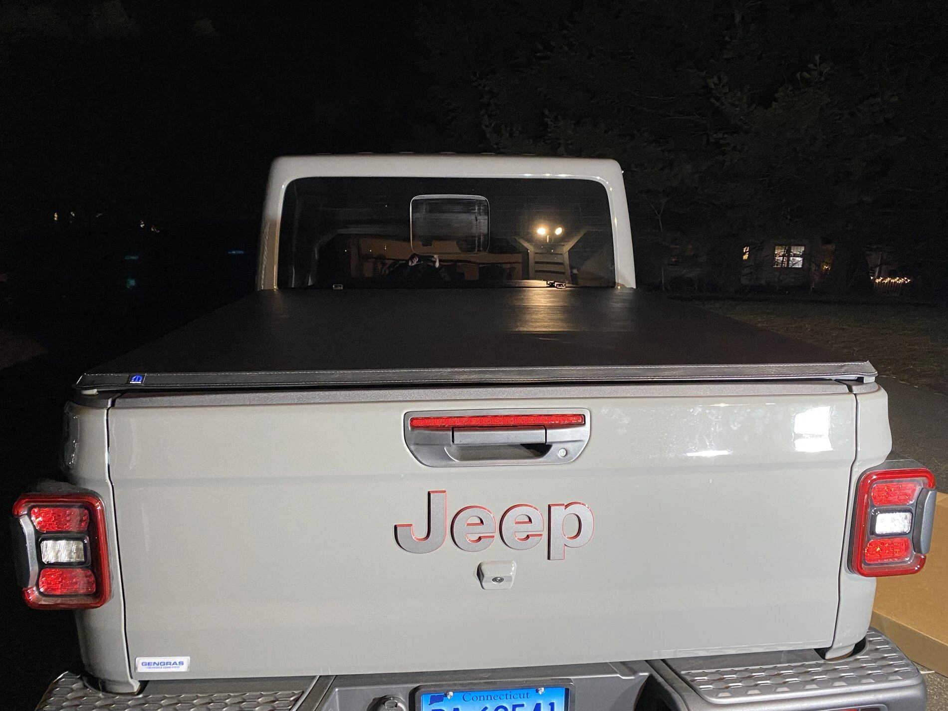 Jeep Gladiator Mopar Soft Tri-Fold Tonneau Cover IMG_0591