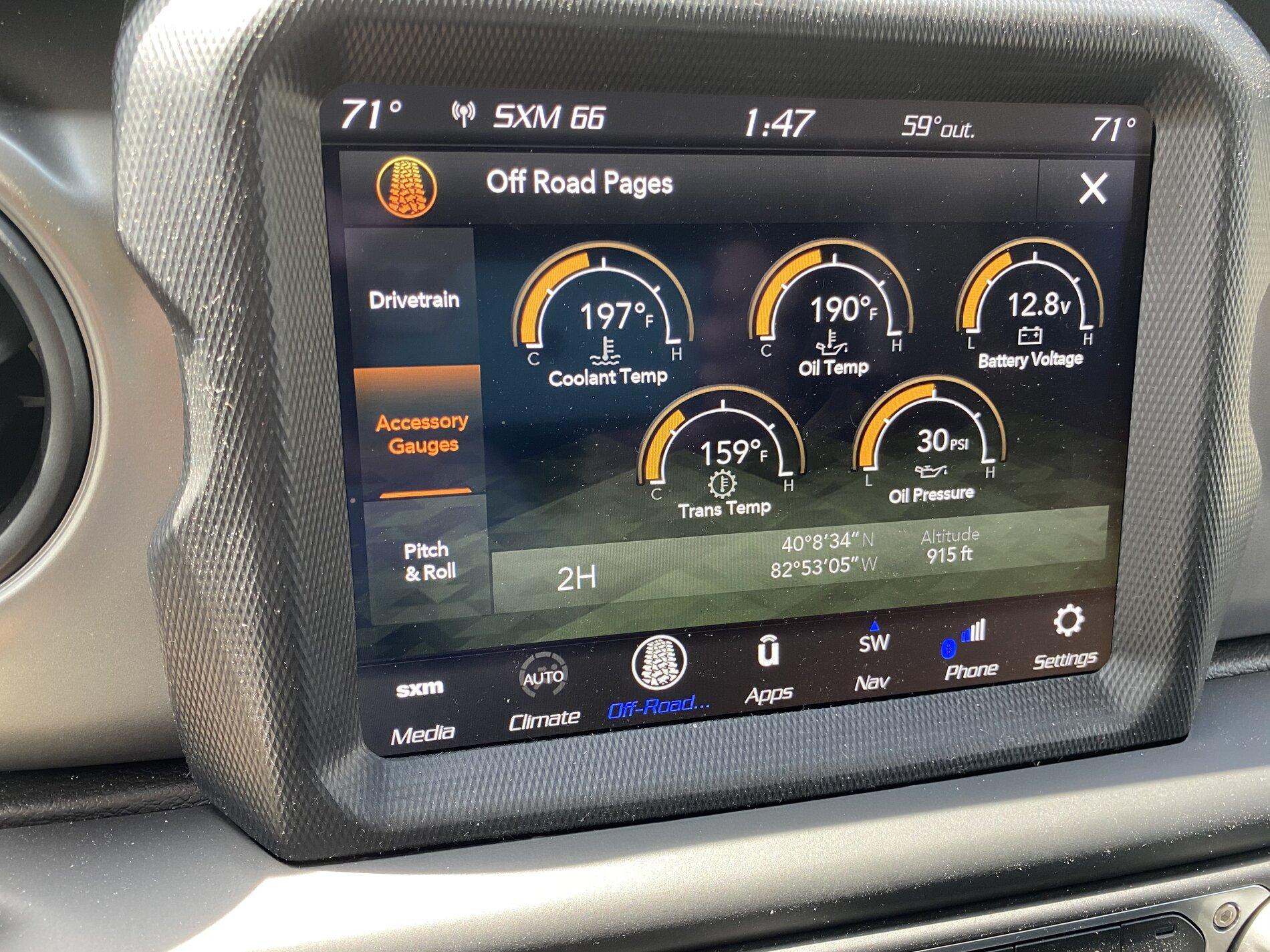 Jeep Gladiator Why didn't jeep create a digital center speedo tempImagejBu8tA