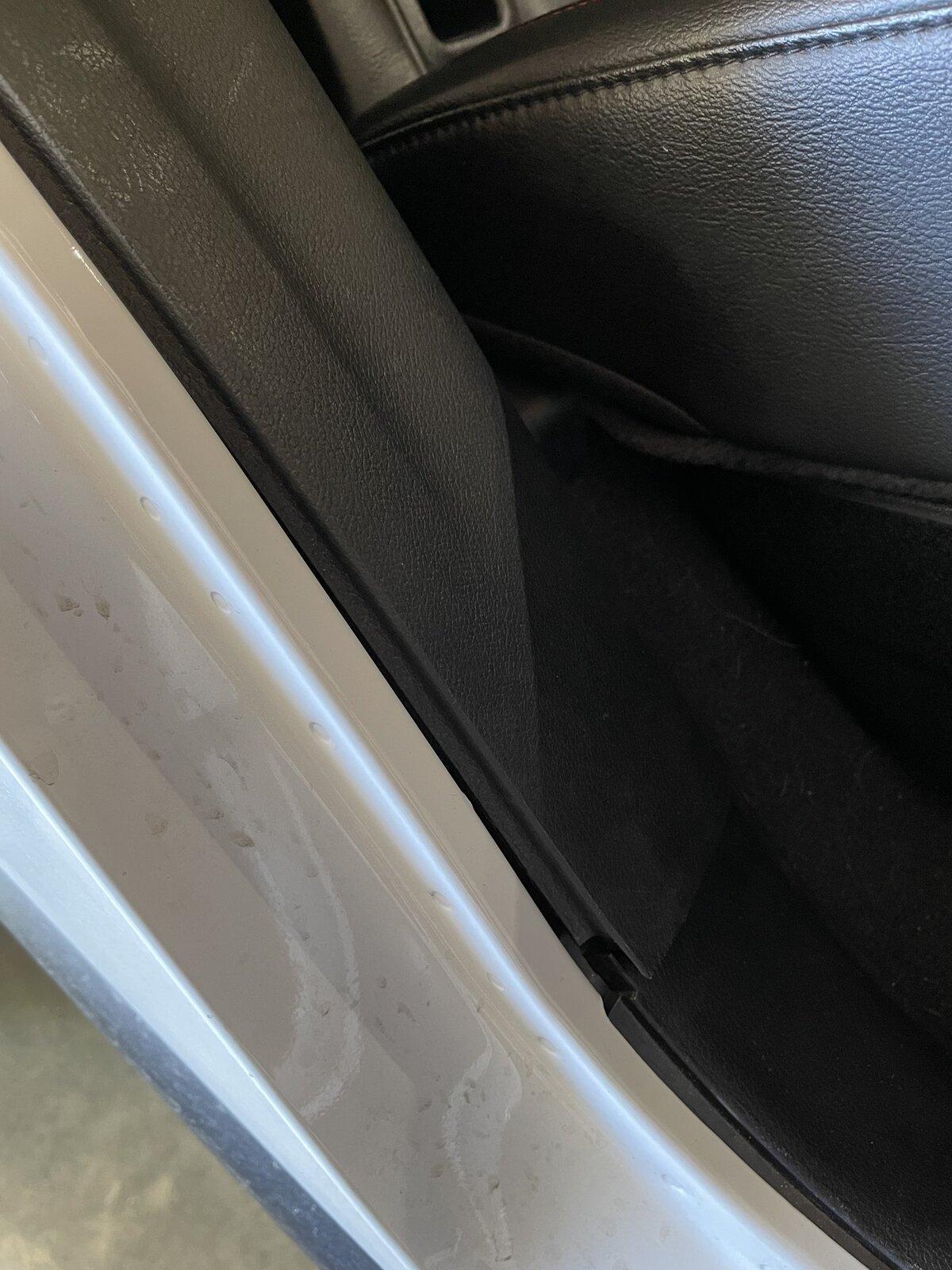 Jeep Gladiator How to fix this trim when it pops out of place? IMG_1495