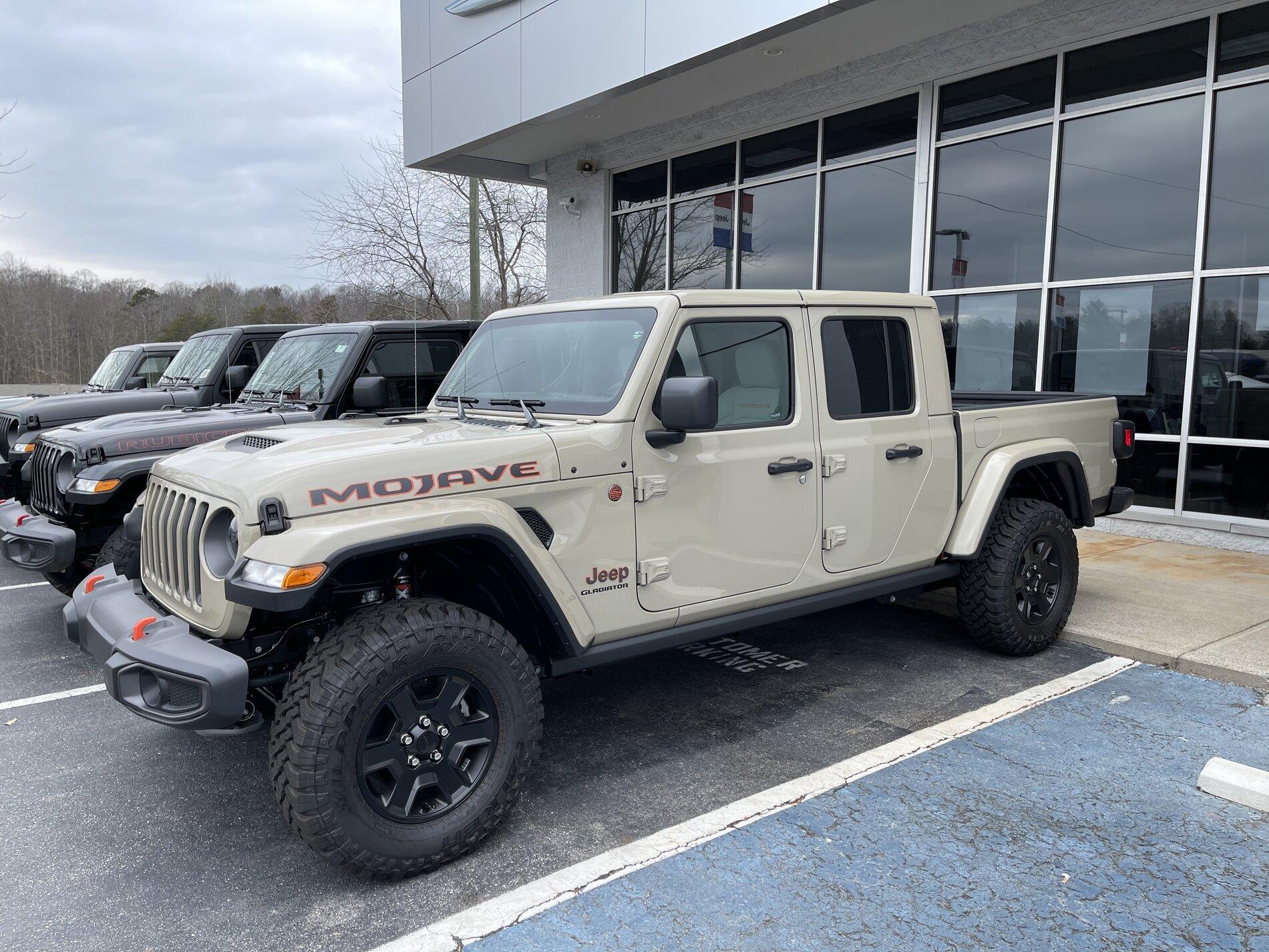 Jeep Gladiator Gobi Mojave Build Series 19FB030D-7C09-4CD2-BC4E-78D4C38C7B35
