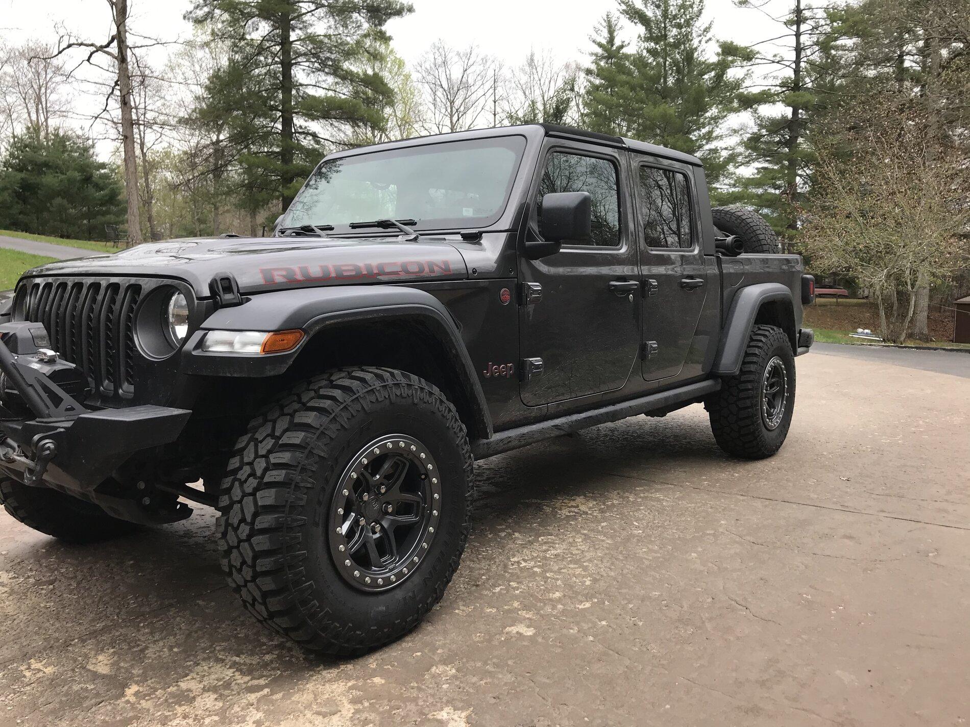 Jeep Gladiator AEV Borah Wheels on your Gladiator? 10FF4531-A428-43C2-8B0B-14F7668A04F8