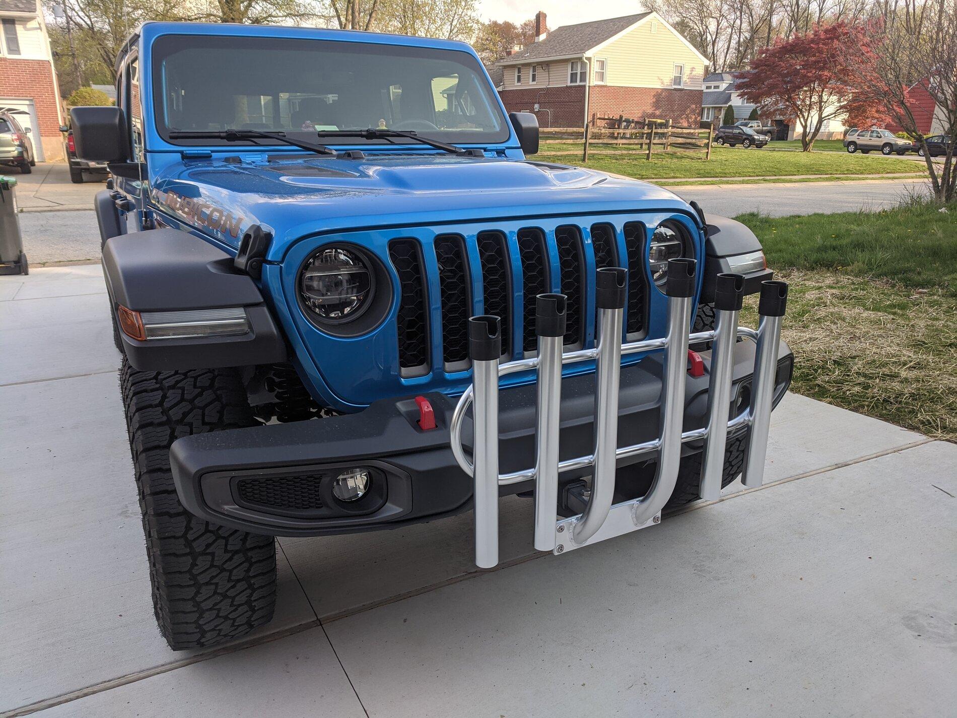 Jeep Gladiator How are you transporting fishing rods? IMG_20210415_175405