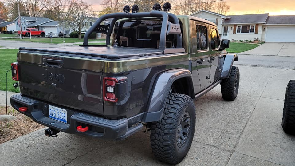 Jeep Gladiator My 2020 JTR Dual Color Gladiator Build 172850225_10159610943507018_2465256273655592971_n