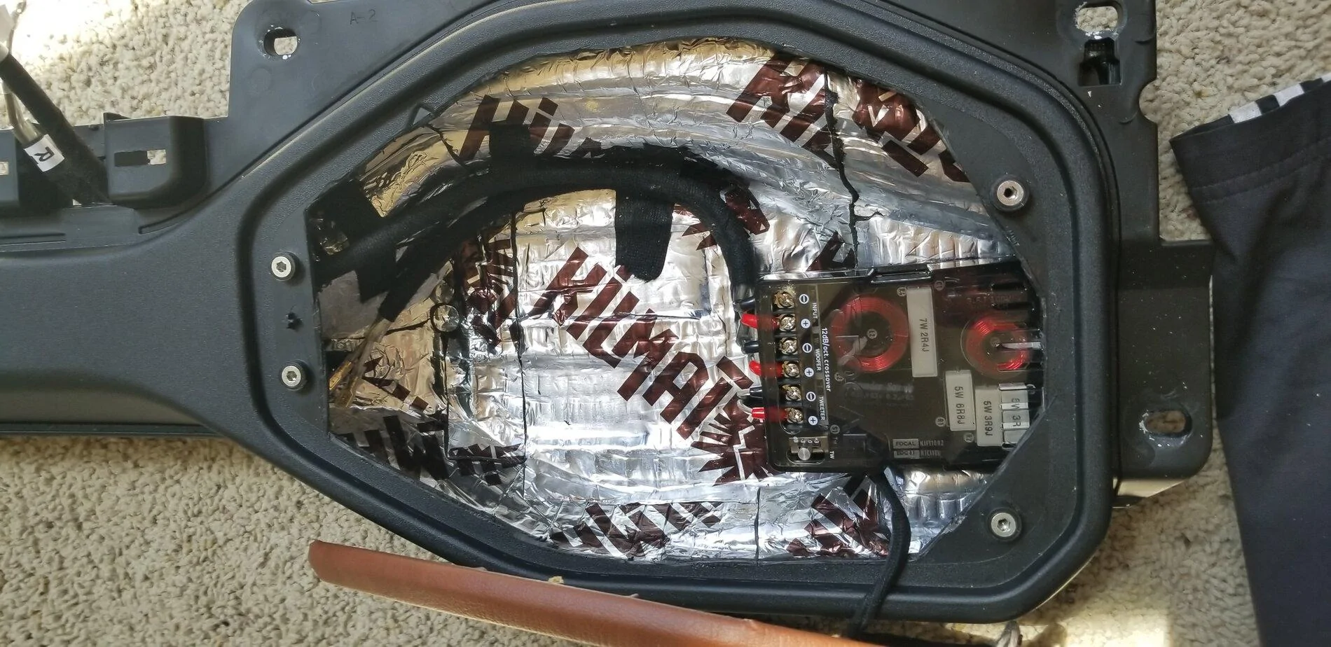 Jeep Gladiator Complete Focal Component Speaker Install with Custom Sub Box Behind Seat 20210325_132600