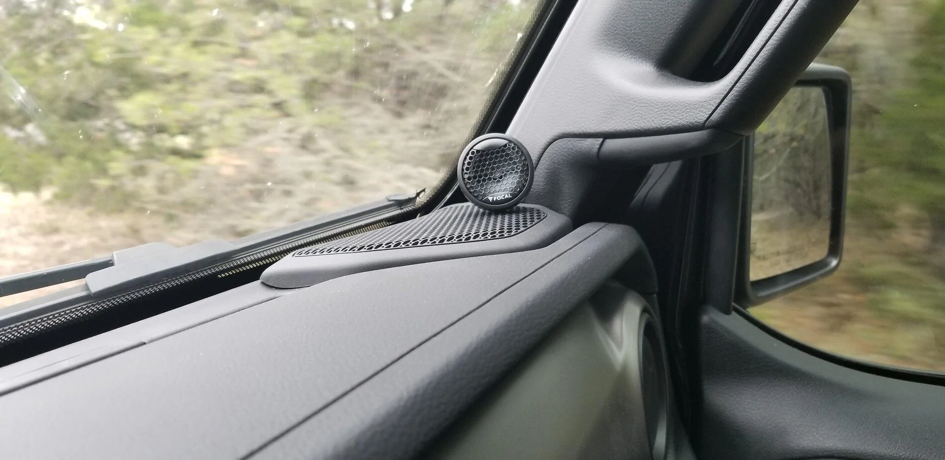 Jeep Gladiator Complete Focal Component Speaker Install with Custom Sub Box Behind Seat 20210414_175527