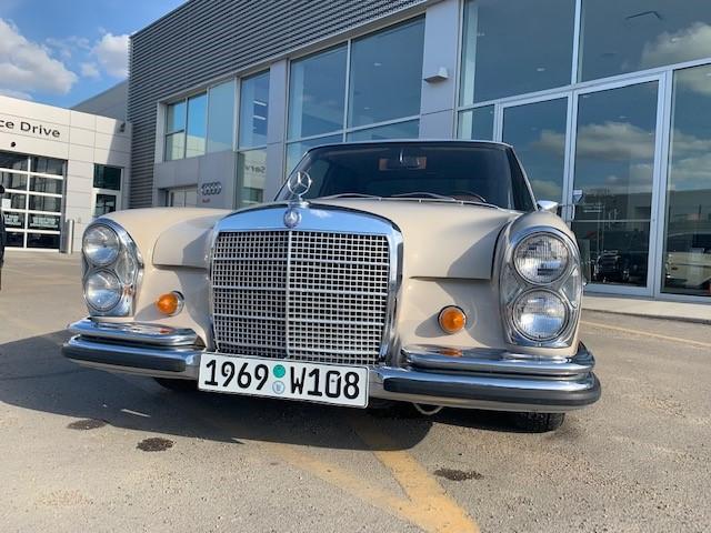 Jeep Gladiator Replaced my AMG GT with this... 69 benz