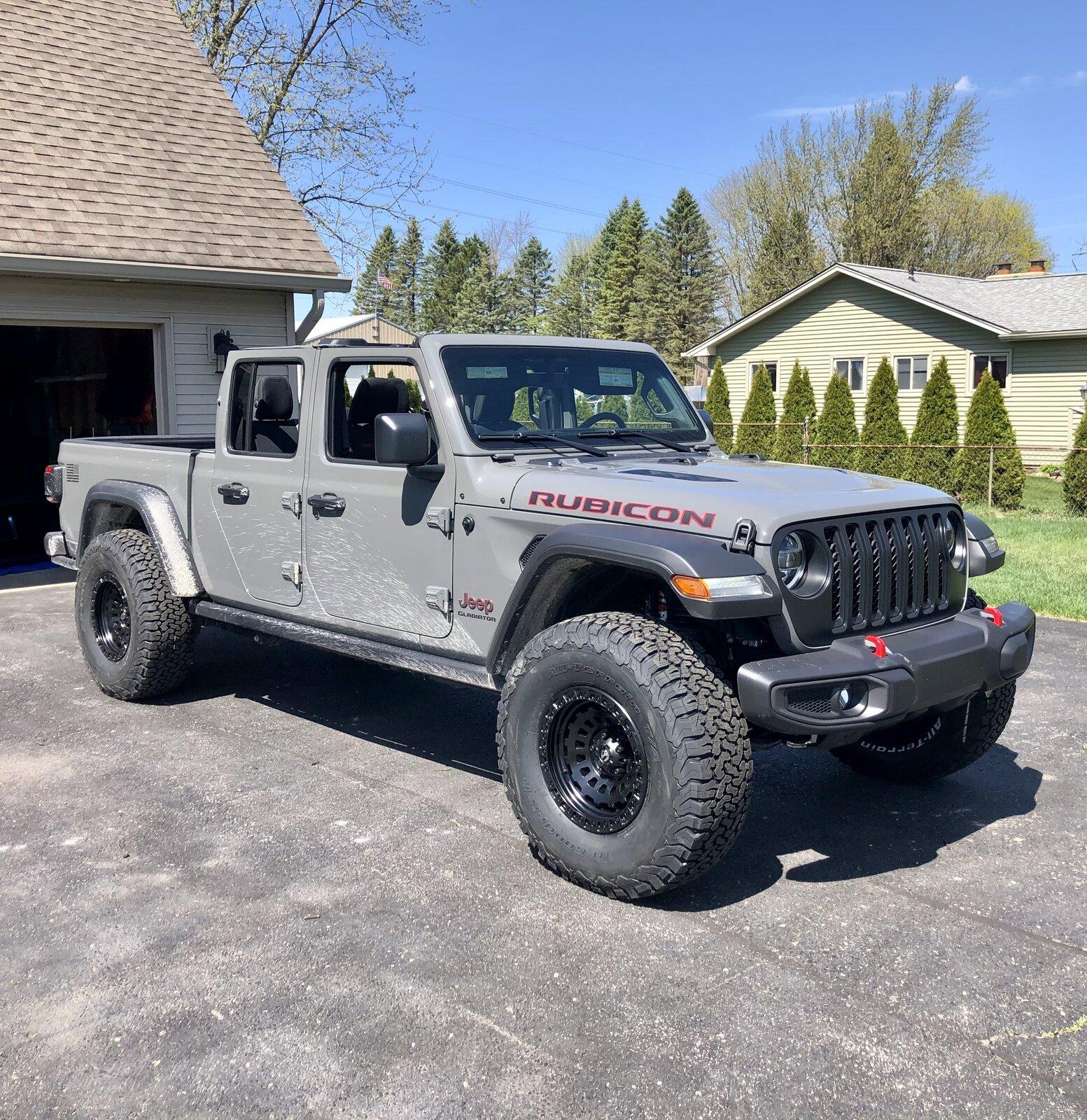 Jeep Gladiator 2021 Sting Rubi Build Progress 20FABB01-928C-440E-A895-E5D3A95C2682