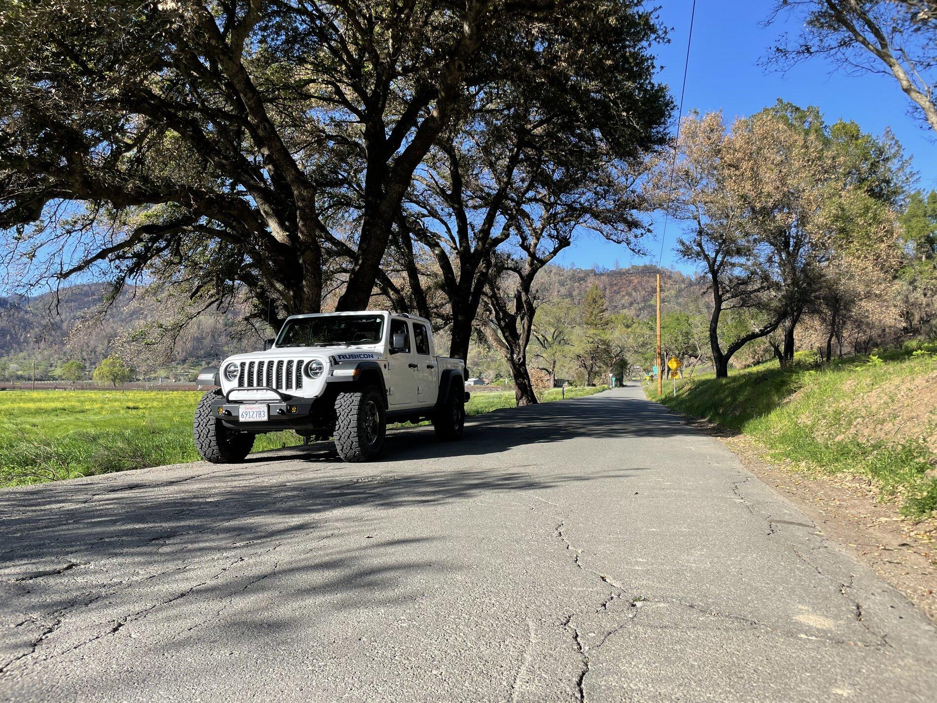 Jeep Gladiator Anyone running 35s on stock wheels without issues? 18148E18-D790-4475-A45E-D6AAD0312C56