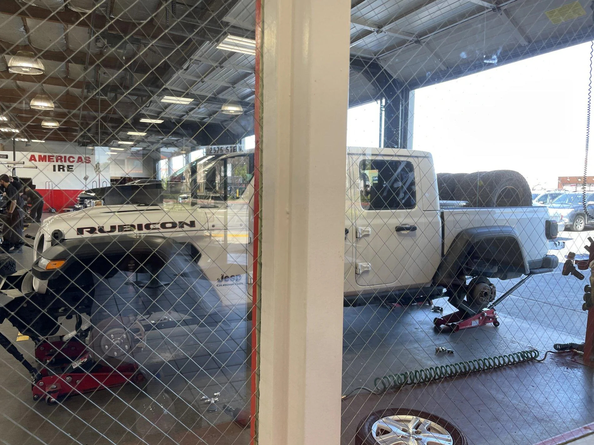 Jeep Gladiator The JT TRPR 1371BDA5-2B31-4223-BDA7-6C6F2D0C50D1