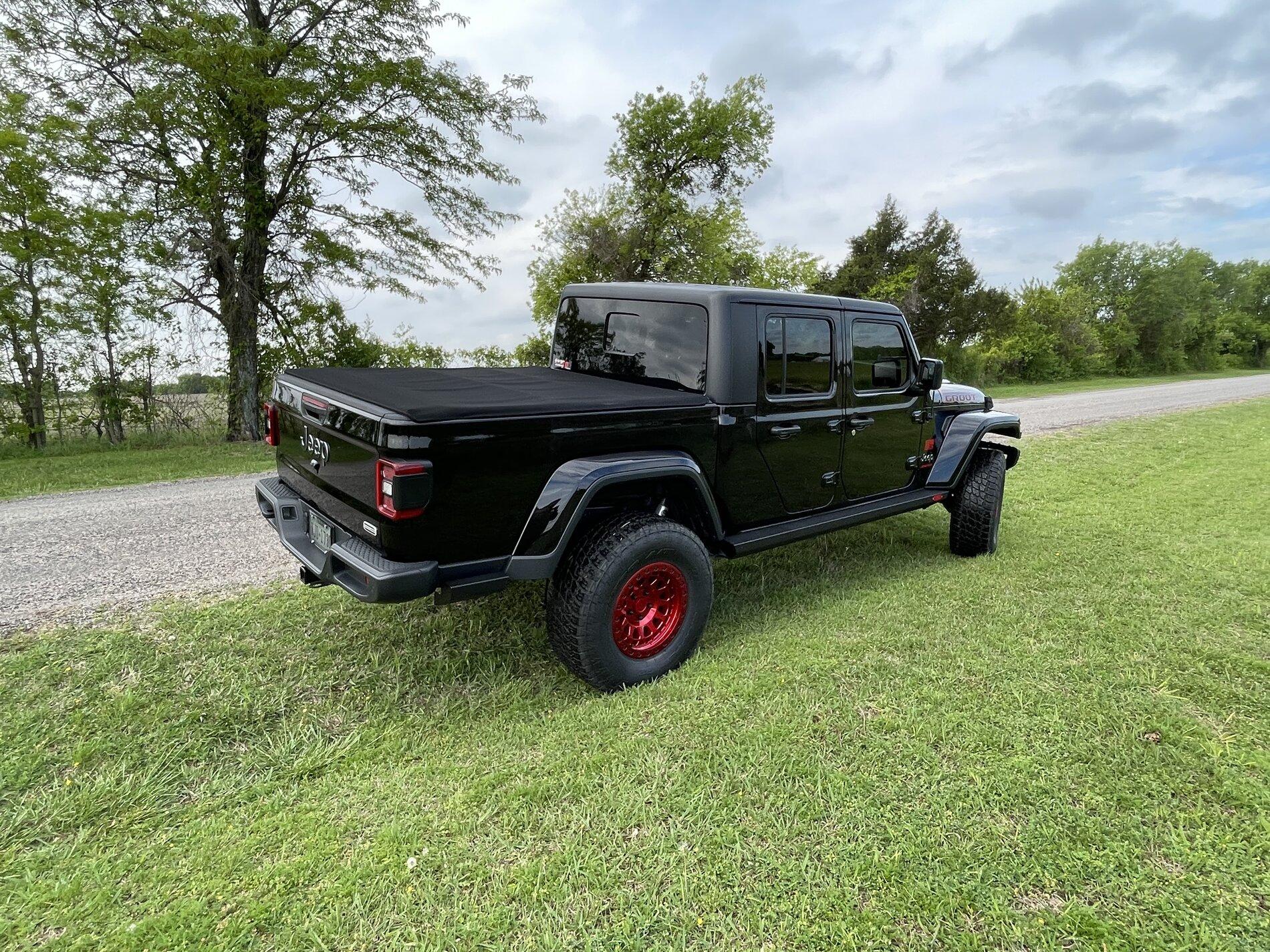 Jeep Gladiator Lets see all those Gladiators with lifts and bigger tires! Gladiator 4-17-21 (3).JPG