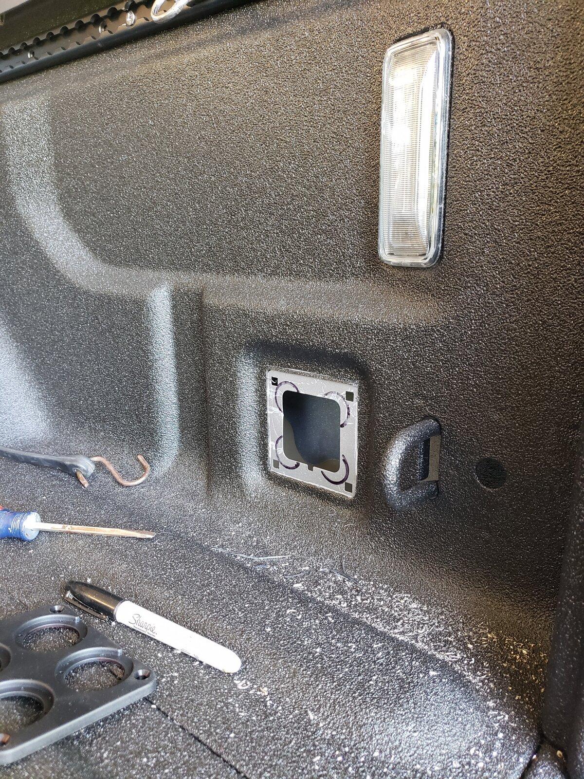Jeep Gladiator Bed rails and utility outlet installed. 20210417_142408