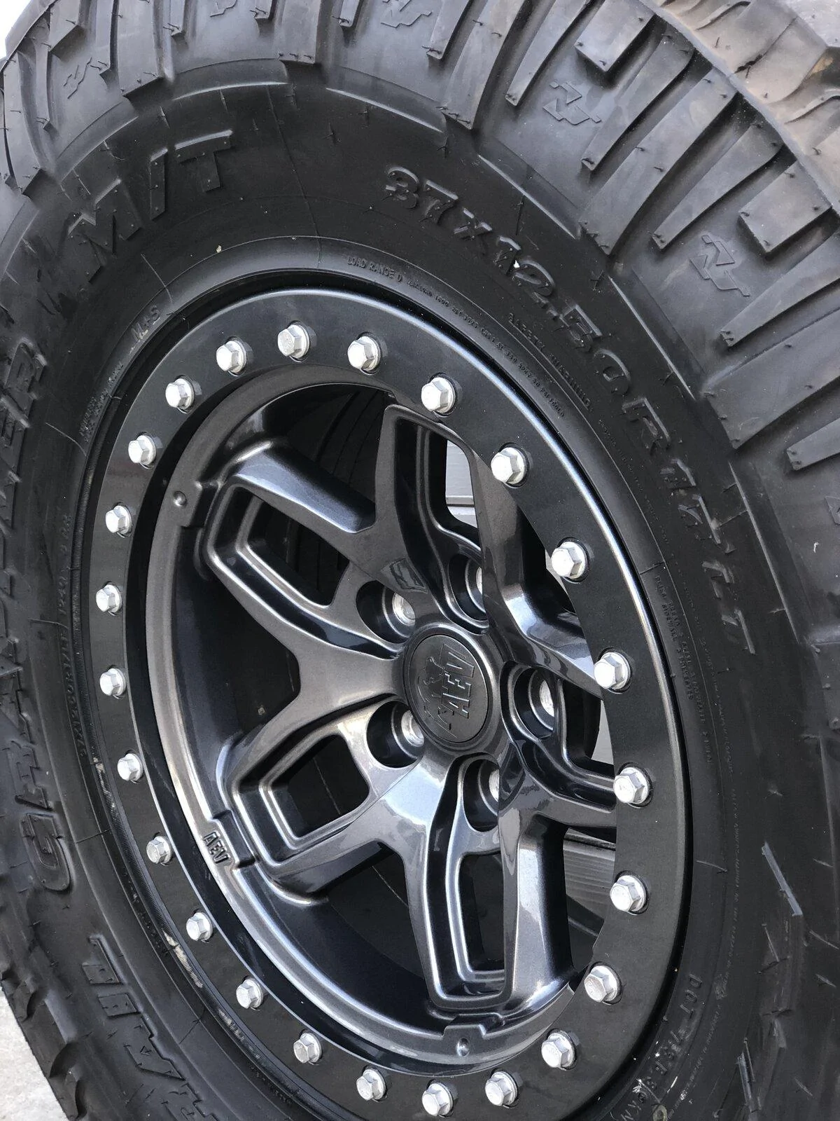 Jeep Gladiator AEV Borah true bead lock ring trade or sale borah