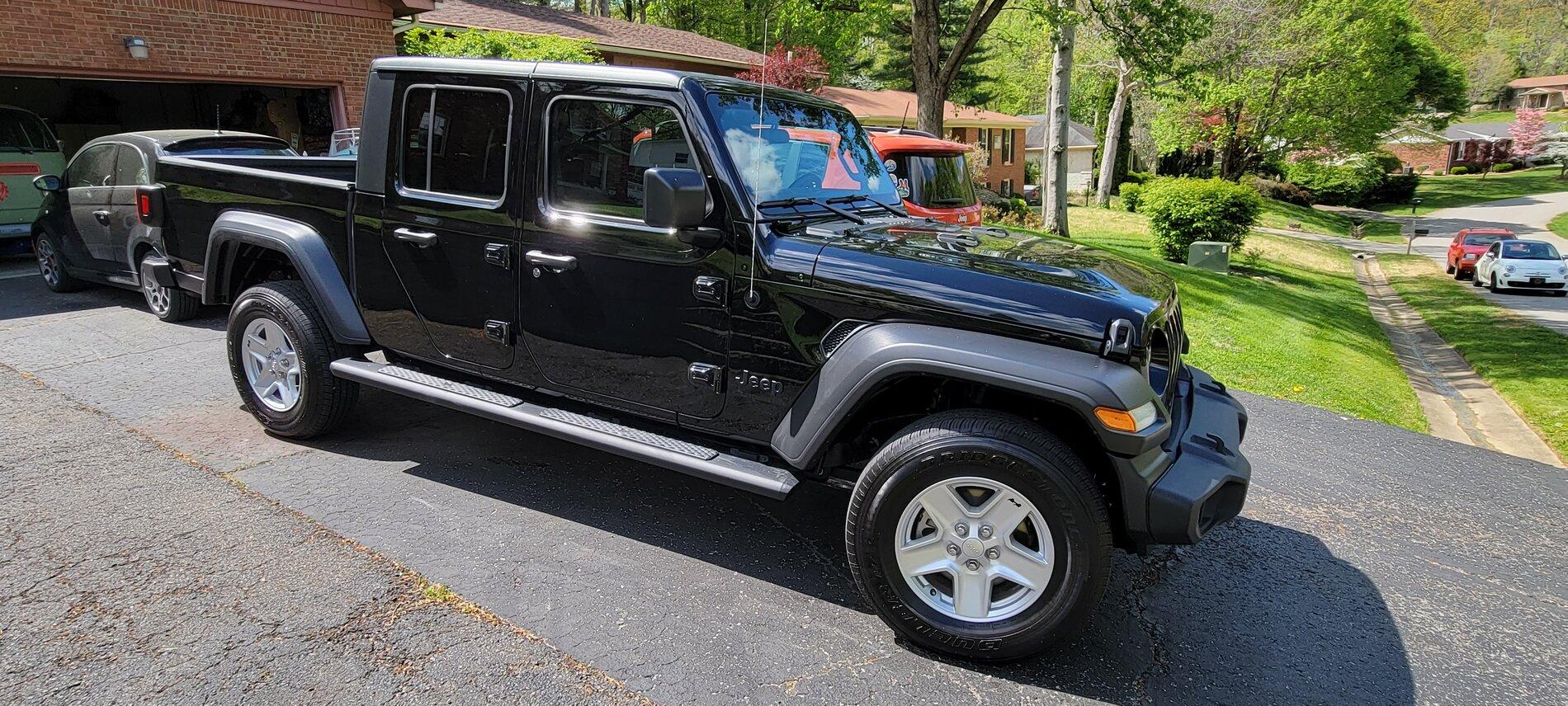 Jeep Gladiator Took Delivery of Your JT? Sign in Here! 20210419_151737