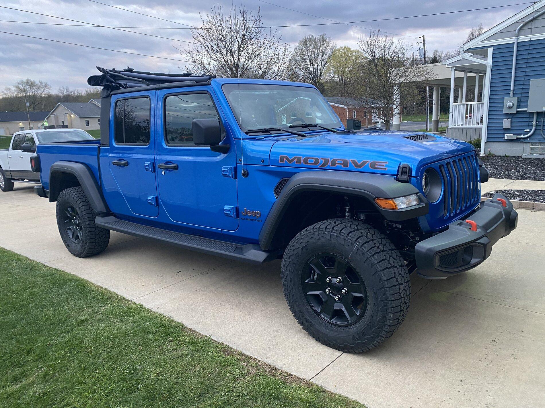 Jeep Gladiator Willys or Mojave? 398683F8-11F4-4858-AD72-0E127361649E