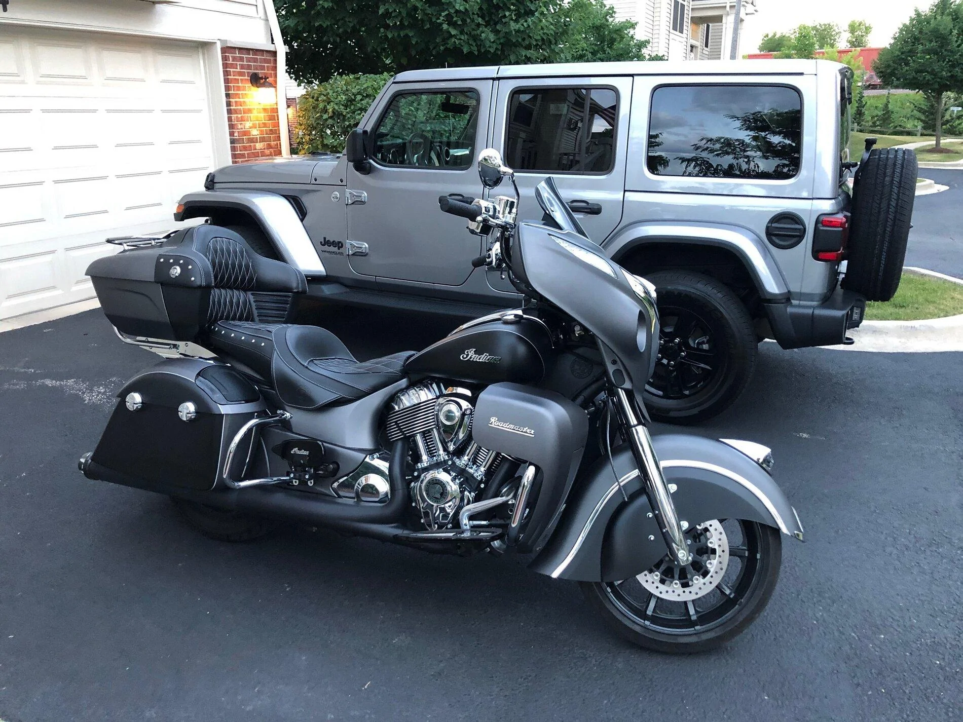 Jeep Gladiator Motorcycle riders? What do you ride? Pic/Info Thread! IMG_1631
