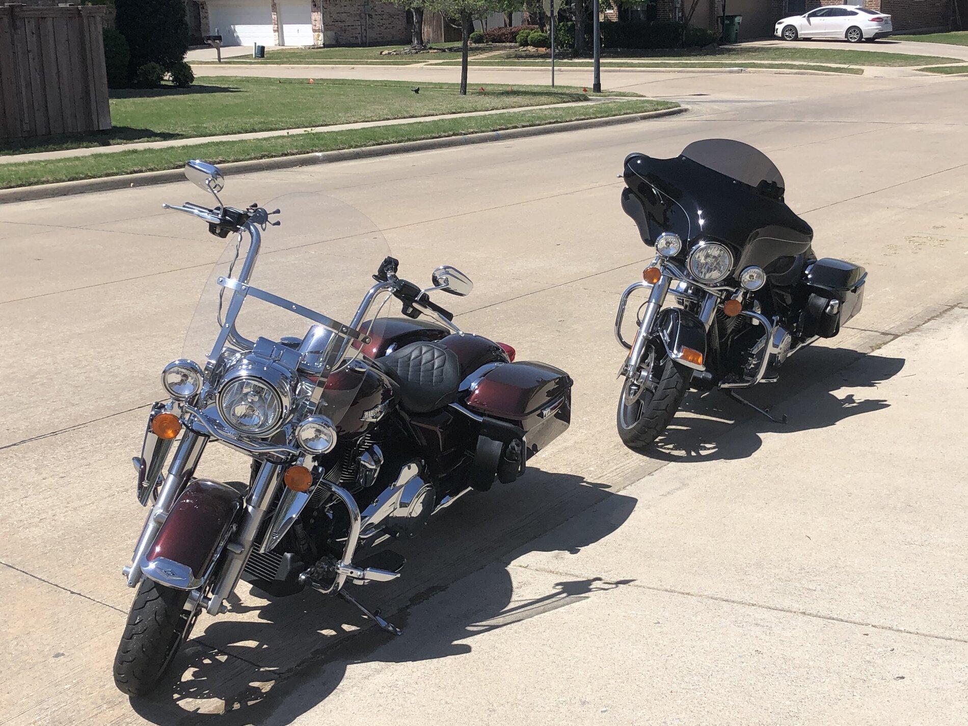 Jeep Gladiator Motorcycle riders? What do you ride? Pic/Info Thread! 2BF20754-EC5B-4F98-80C9-8B241C9BAA2A
