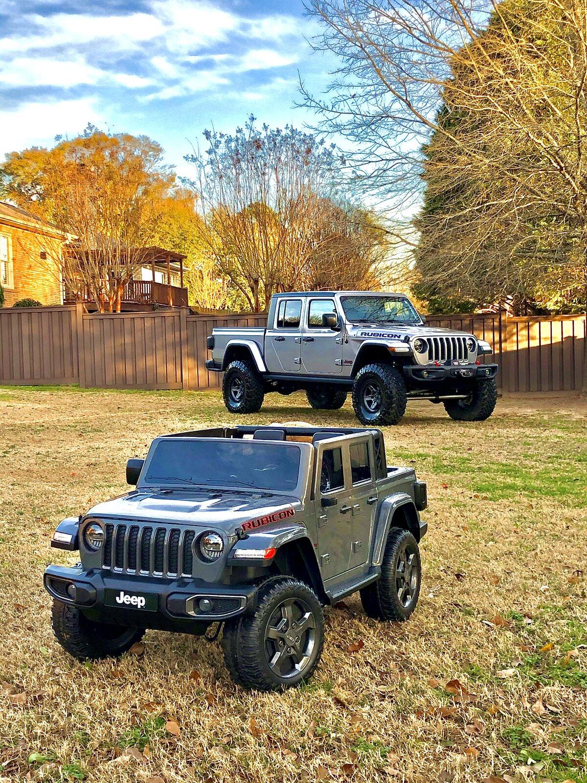 Jeep Gladiator Toys? 488802E8-3D3D-4DA0-818C-926C7C57273F