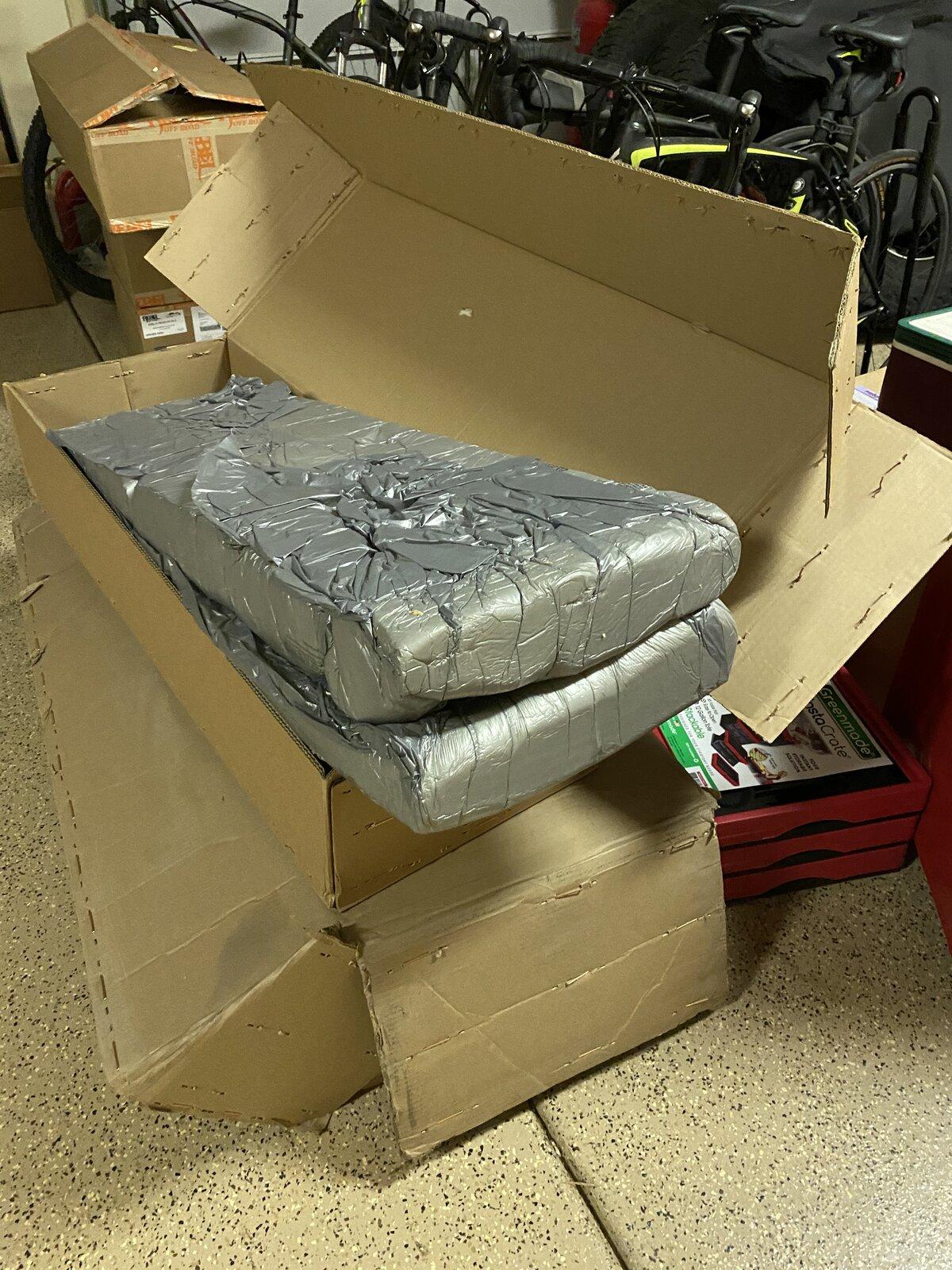 Jeep Gladiator THIS is how you pack parts ...Front bumper and skid 2A7AC7CE-9295-4261-95E9-9B142F38FFF5