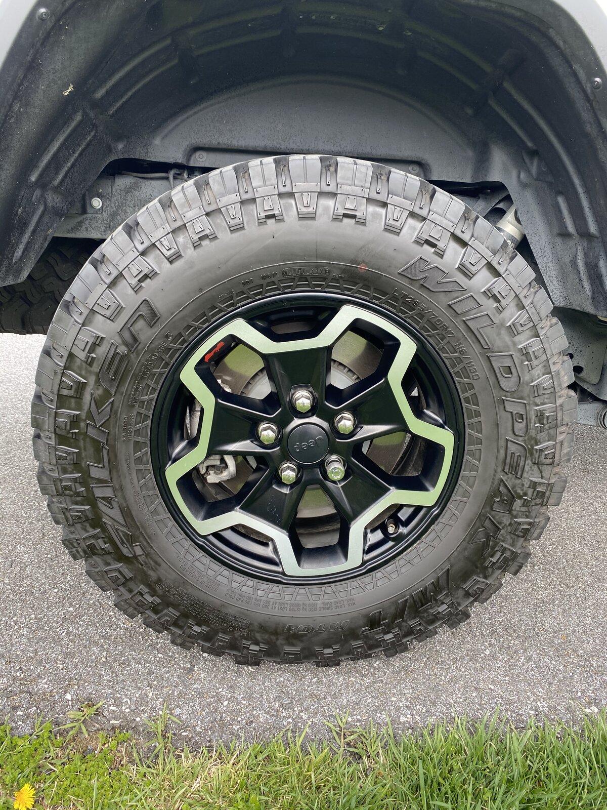 Jeep Gladiator Gladiator Rubicon  Upgrade wheels and tires/takeoffs  - MD/MA 6FF123A0-75AA-431F-B7D4-01CB5CD9C200