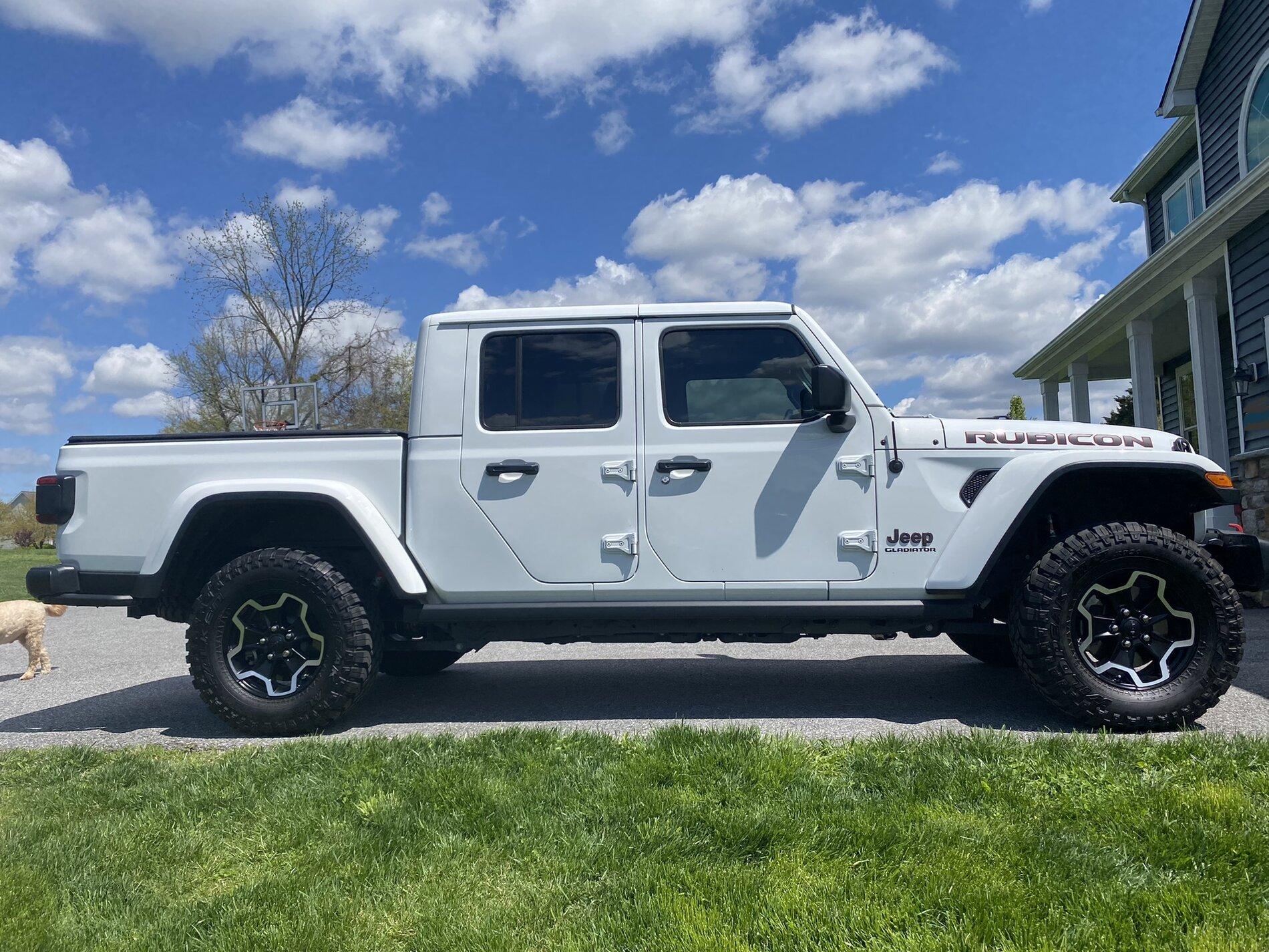 Jeep Gladiator Gladiator Rubicon  Upgrade wheels and tires/takeoffs  - MD/MA E5FEBDCA-3344-46D3-AEC0-27F66D5272C4