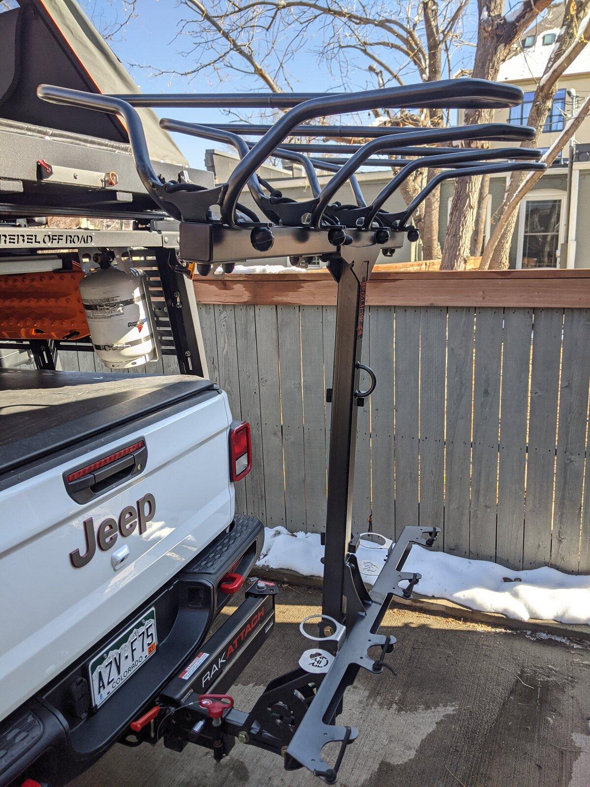 Jeep Gladiator Recon Rack GEN2 R4 Four Bike Rack PXL_20210420_222114524