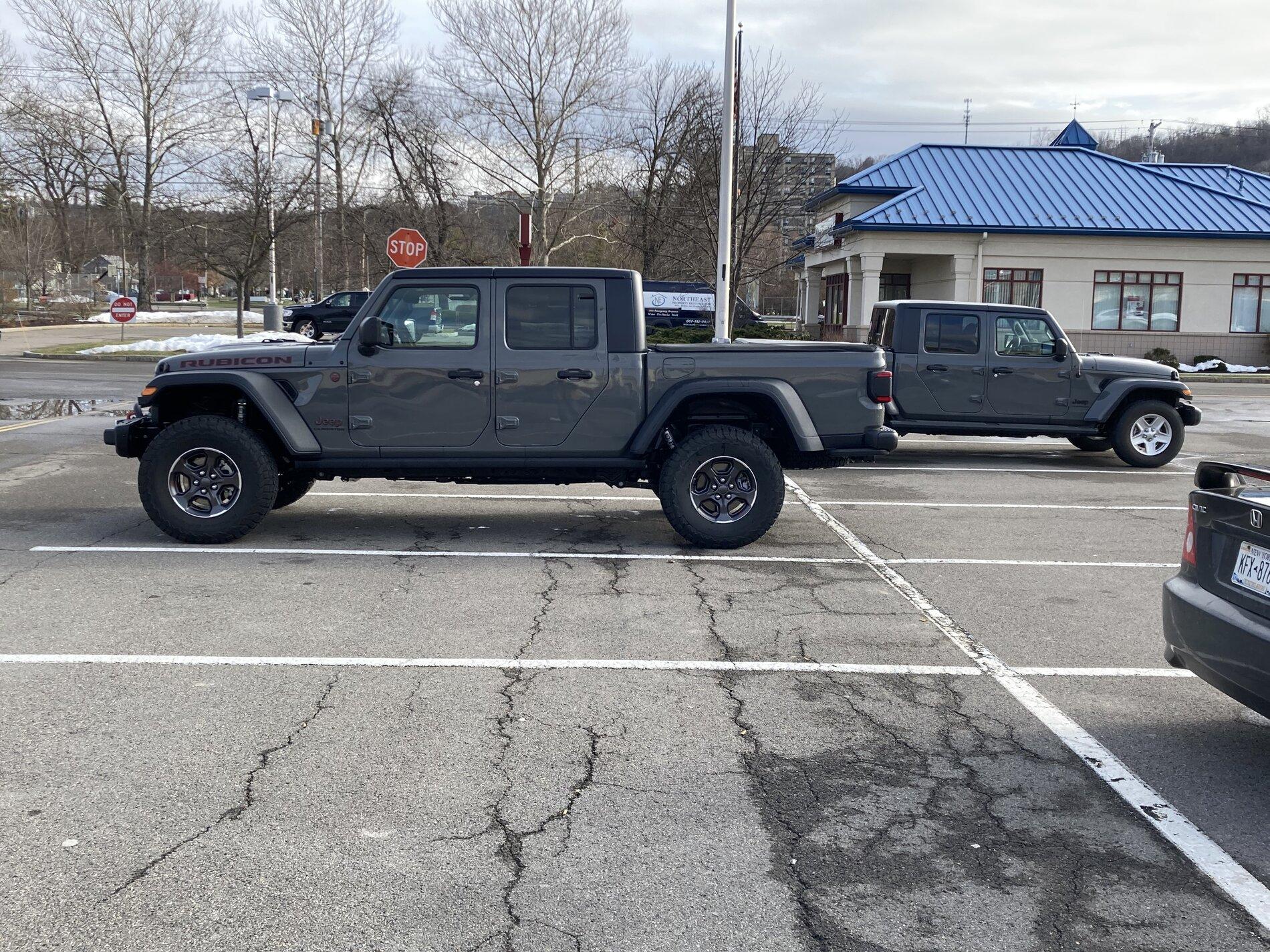 Jeep Gladiator Advice on 1”-1.5” Level Kit with Mopar Diesel 2” Lift IMG_3613