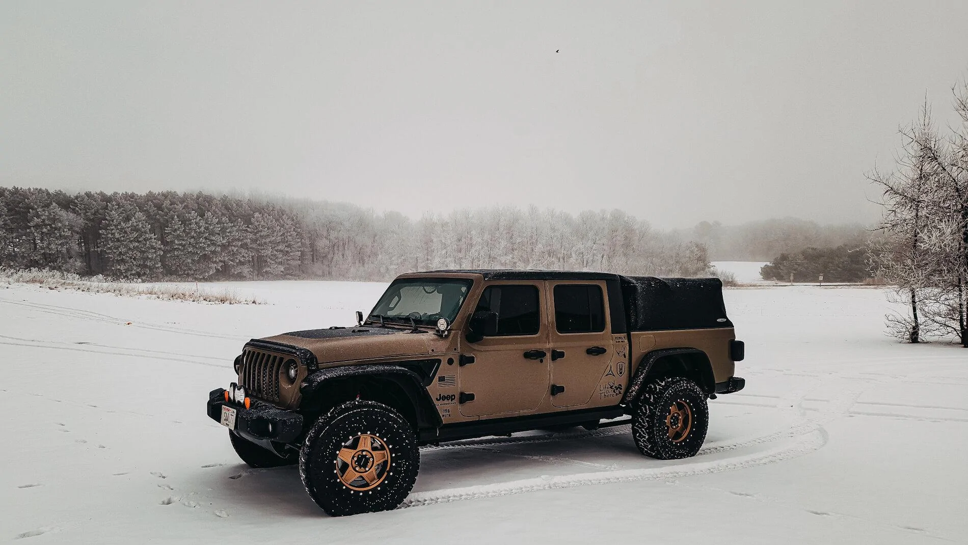 Jeep Gladiator Gladiator Glamour Shots 20210103_085810 (1)