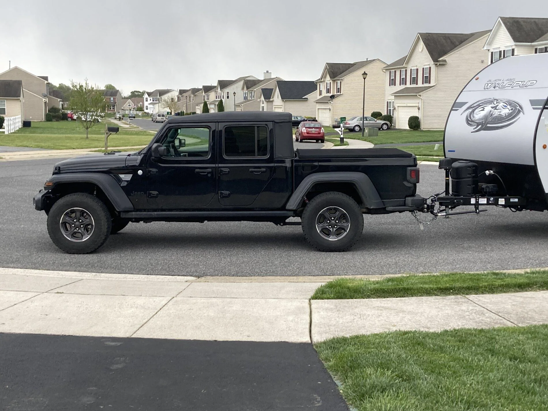 Jeep Gladiator So, what is everybody towing? B362288A-1BF3-4F2B-99A8-C5F6B6D66353