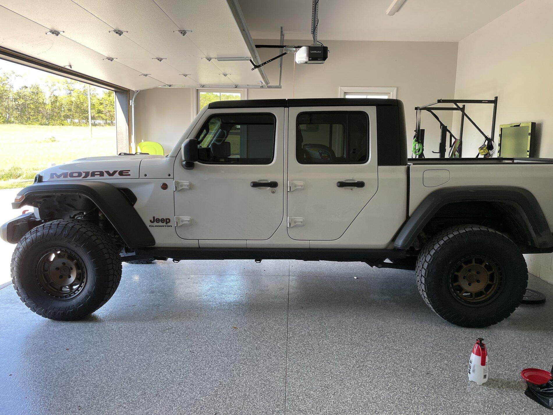 Jeep Gladiator MOJAVE Edition Gladiator JT Club 6CEFE8B5-62A2-4340-8C7A-B89B9BCFD0CE