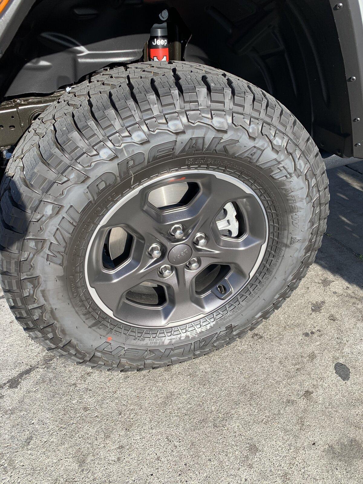 Jeep Gladiator Rubicon take offs E8F8FE4E-A8C6-4584-9D34-A763F5F3A234