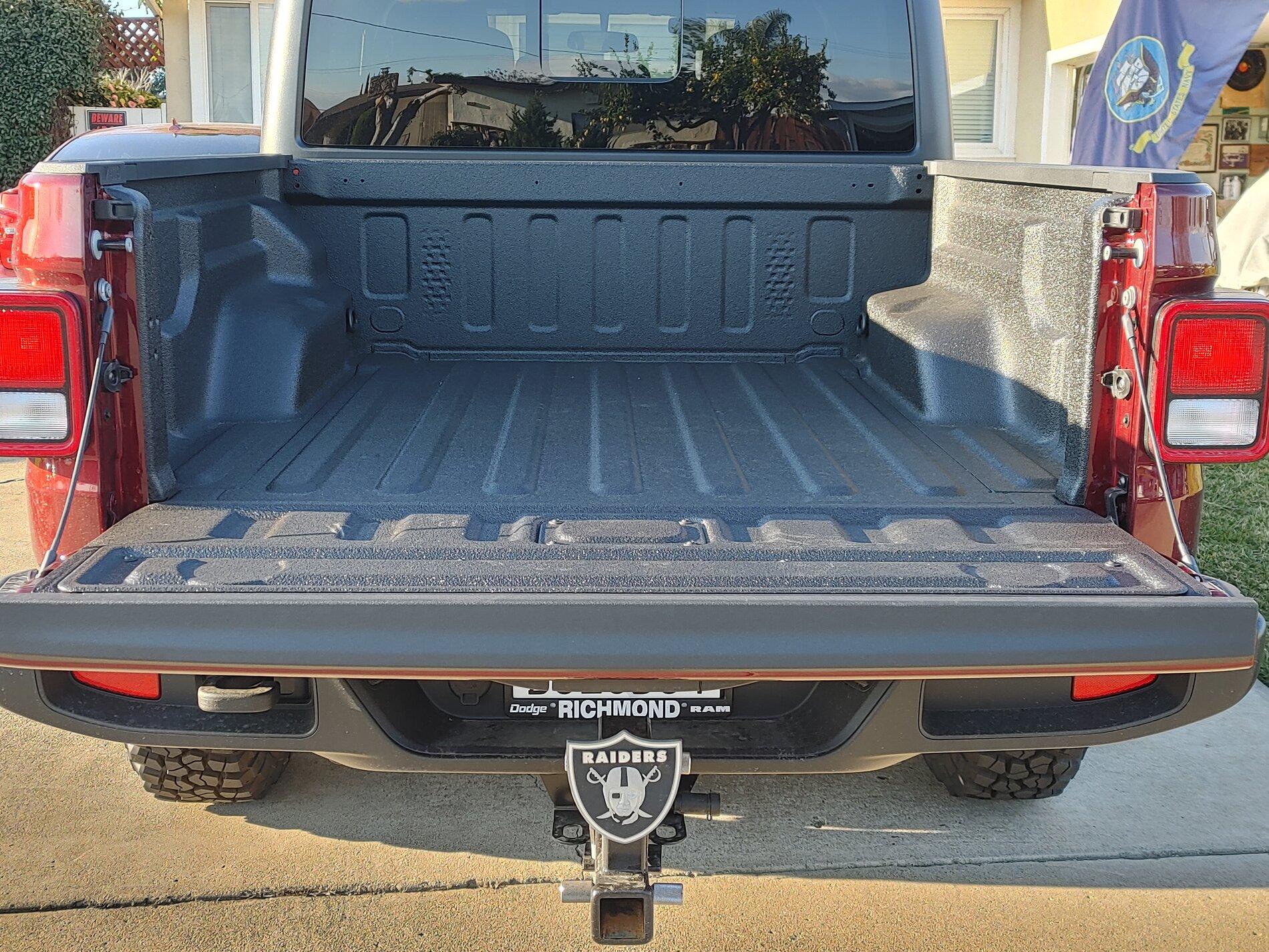 Jeep Gladiator Snazzberry Gladiator JT club 20210123_155027_HDR